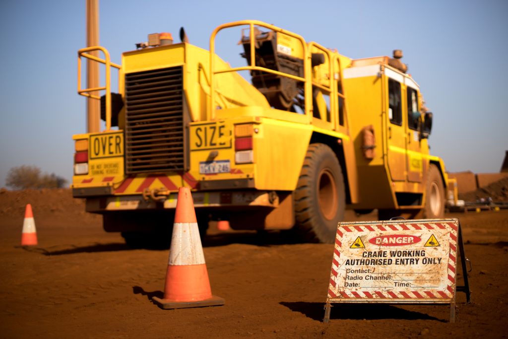 Crane Working Authorised Entry Sign