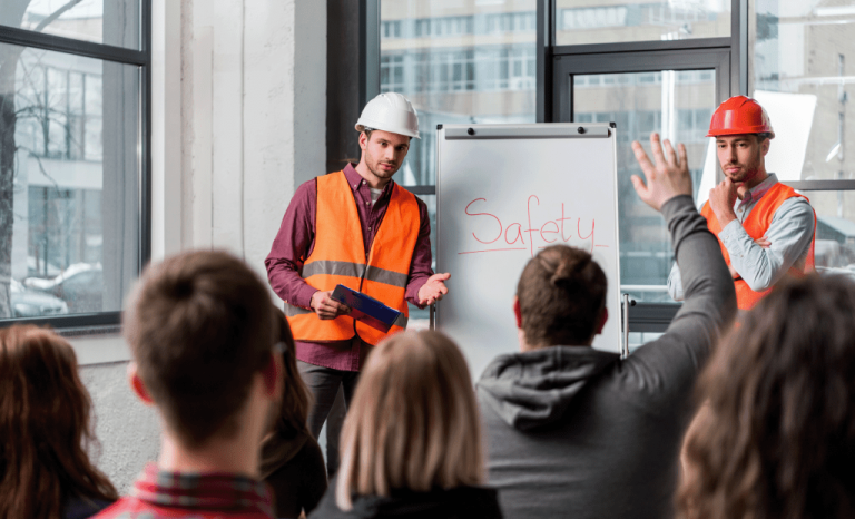 Certificate IV in Training and Assessment (TAE40122)